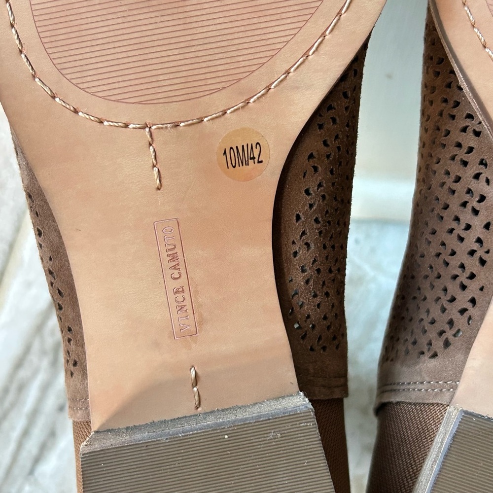 NWOB Vince Camuto Celena Perforated Suede Leather Ankle Bootie, Size 10 - Picture 10 of 10
